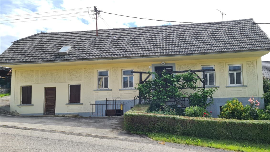 Hiša, NOVO MESTO, 250.000 €, 130,00 m2