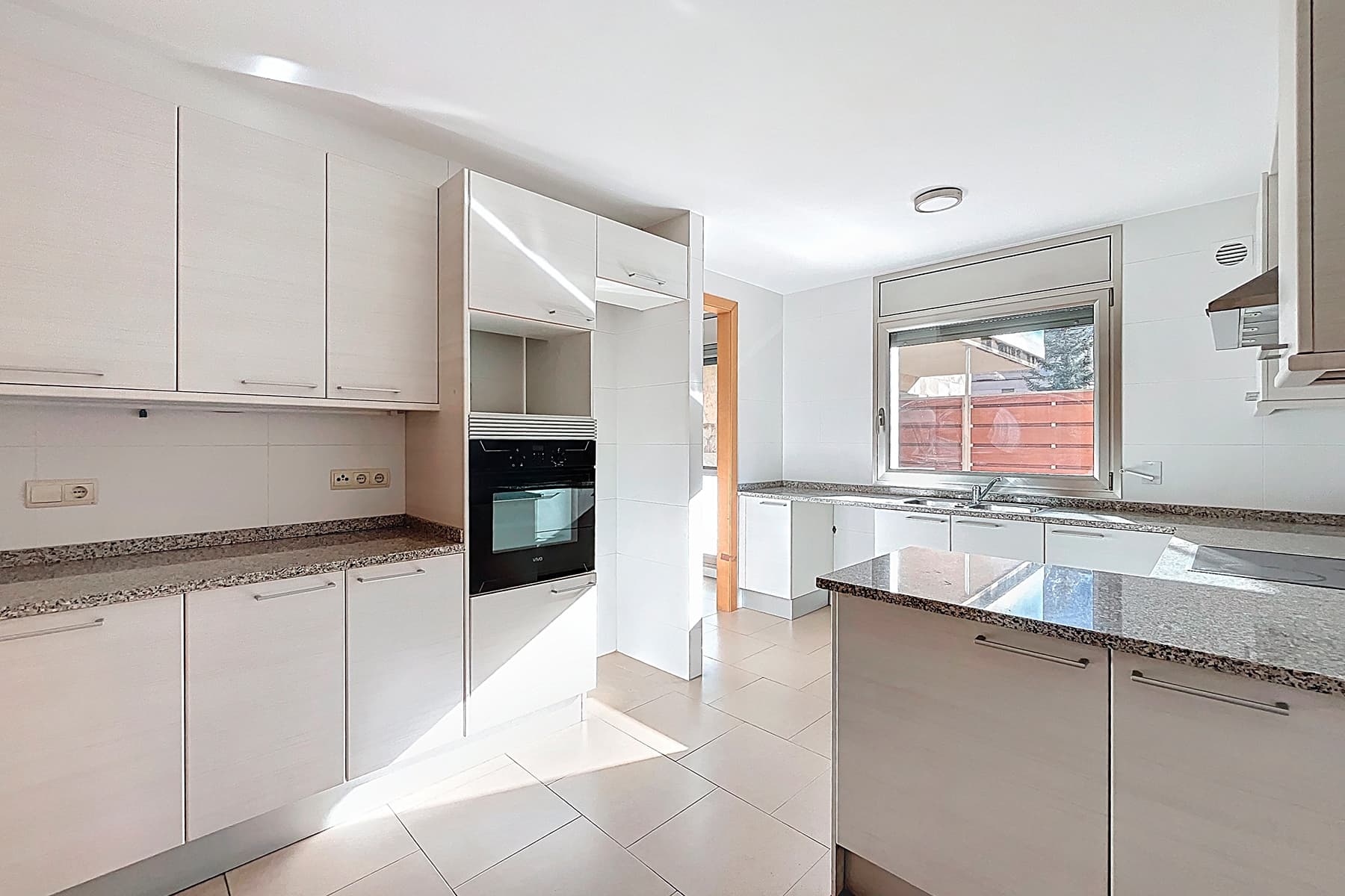 Piso en venta en Escaldes Engordany, 4 habitaciones, 164 metros