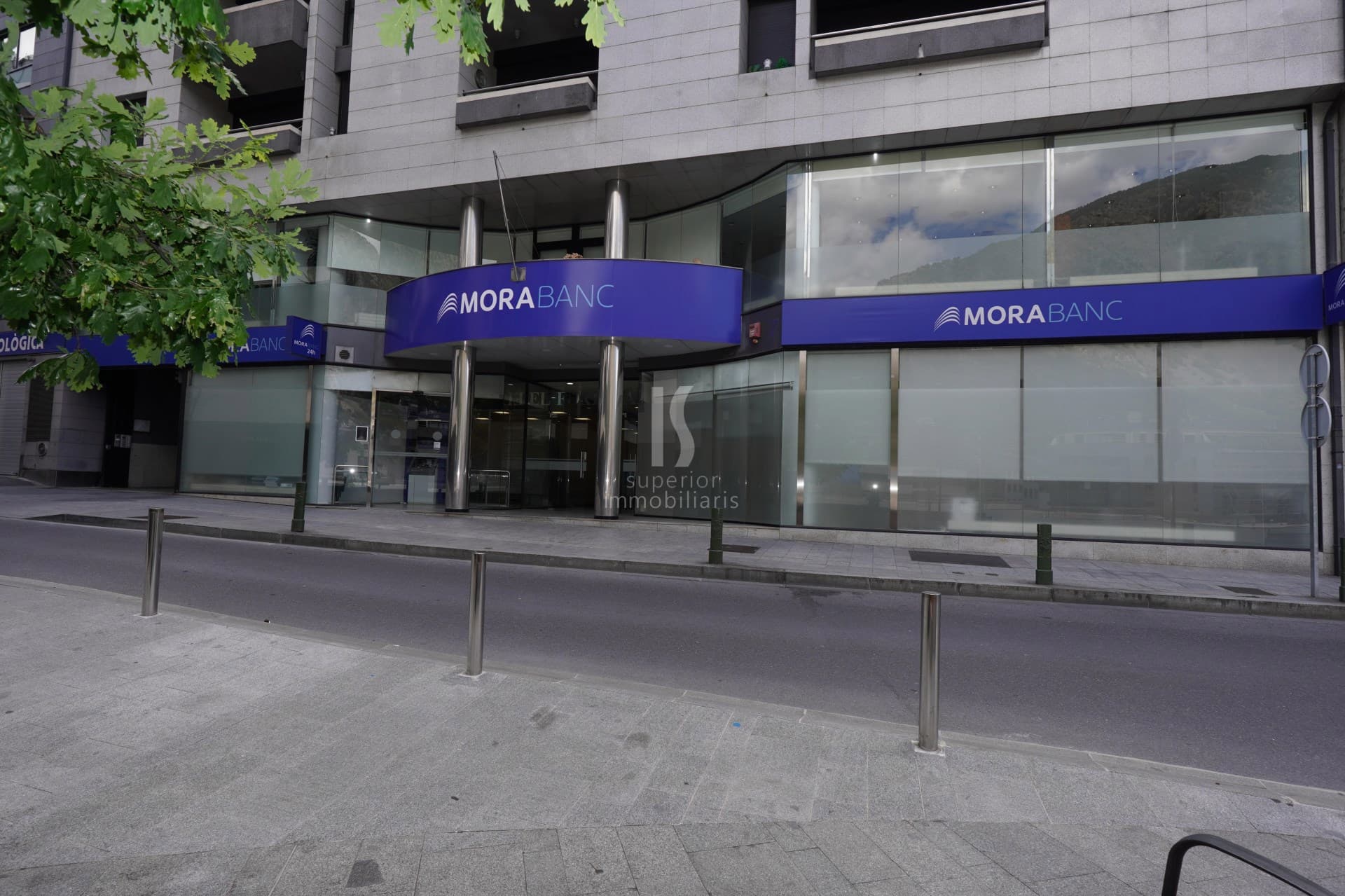 Local comercial de alquiler en Andorra la Vella, 2253 metros