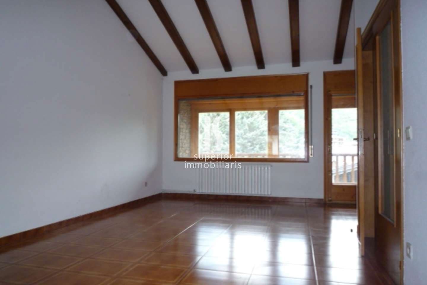 Chalet en venta en Sant Julià de Lòria, 6 habitaciones, 523 metros