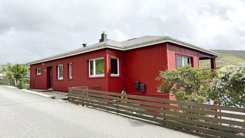 Ovari vegur 26A-B-C — 1r, 399m²