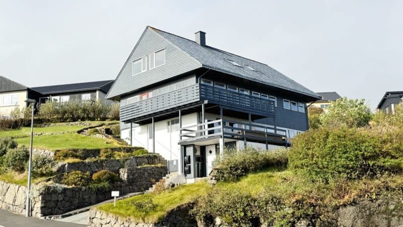 Mannbrekka — 9r, 339m²