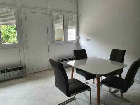 AKCIJA:Stan i poslovni prostor. Čakovec,ukupne površine 225m2