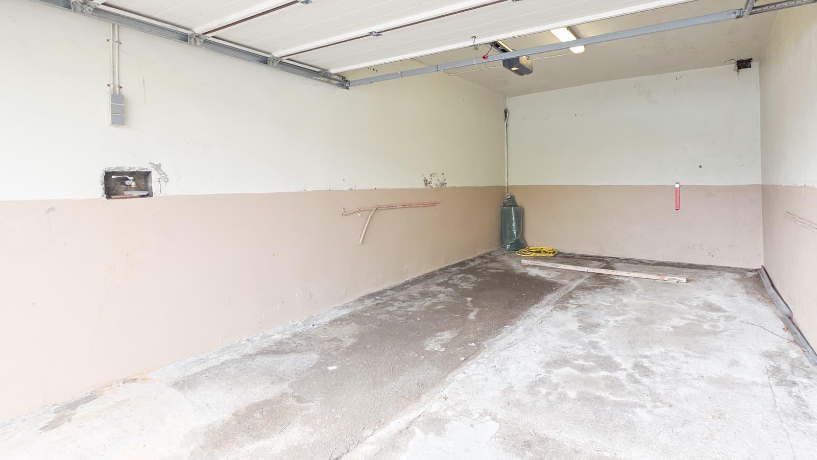 Niðari Vegur 37 — 4r, 244m²