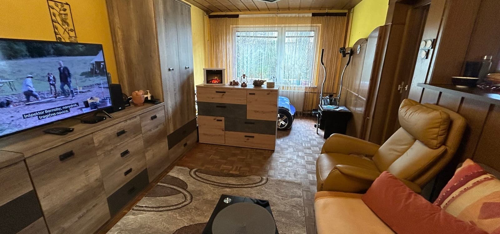 Hiša, JESENICE, 225.000 €, 187,20 m2