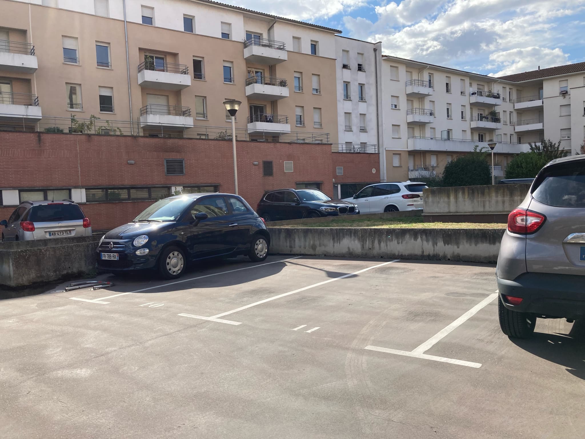 PARKING CROIX DE PIERRE