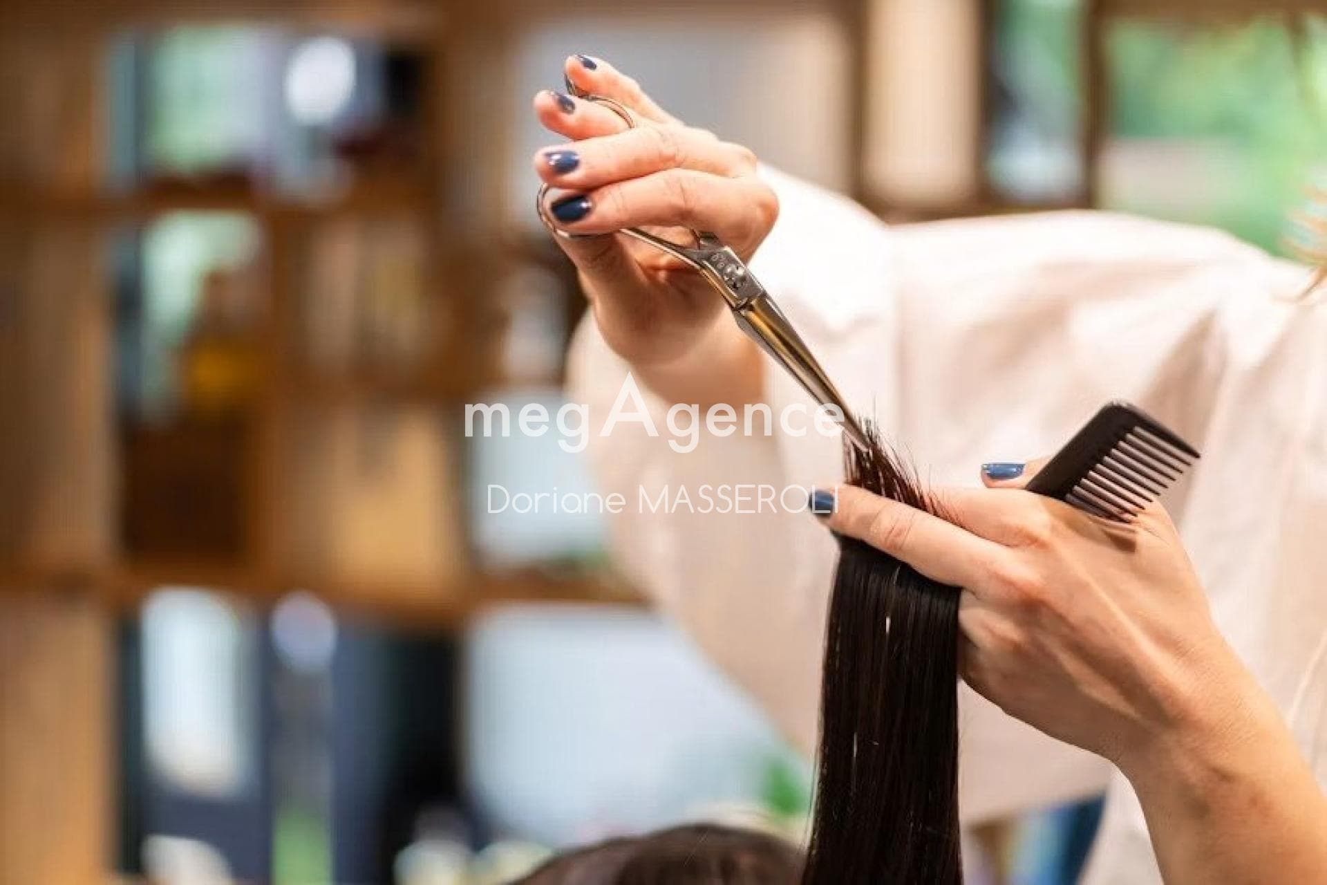 À VENDRE : SALON DE COIFFURE RÉNOVÉ, EMPLACEMENT RECHERCHÉ, ANGERS CENTRE