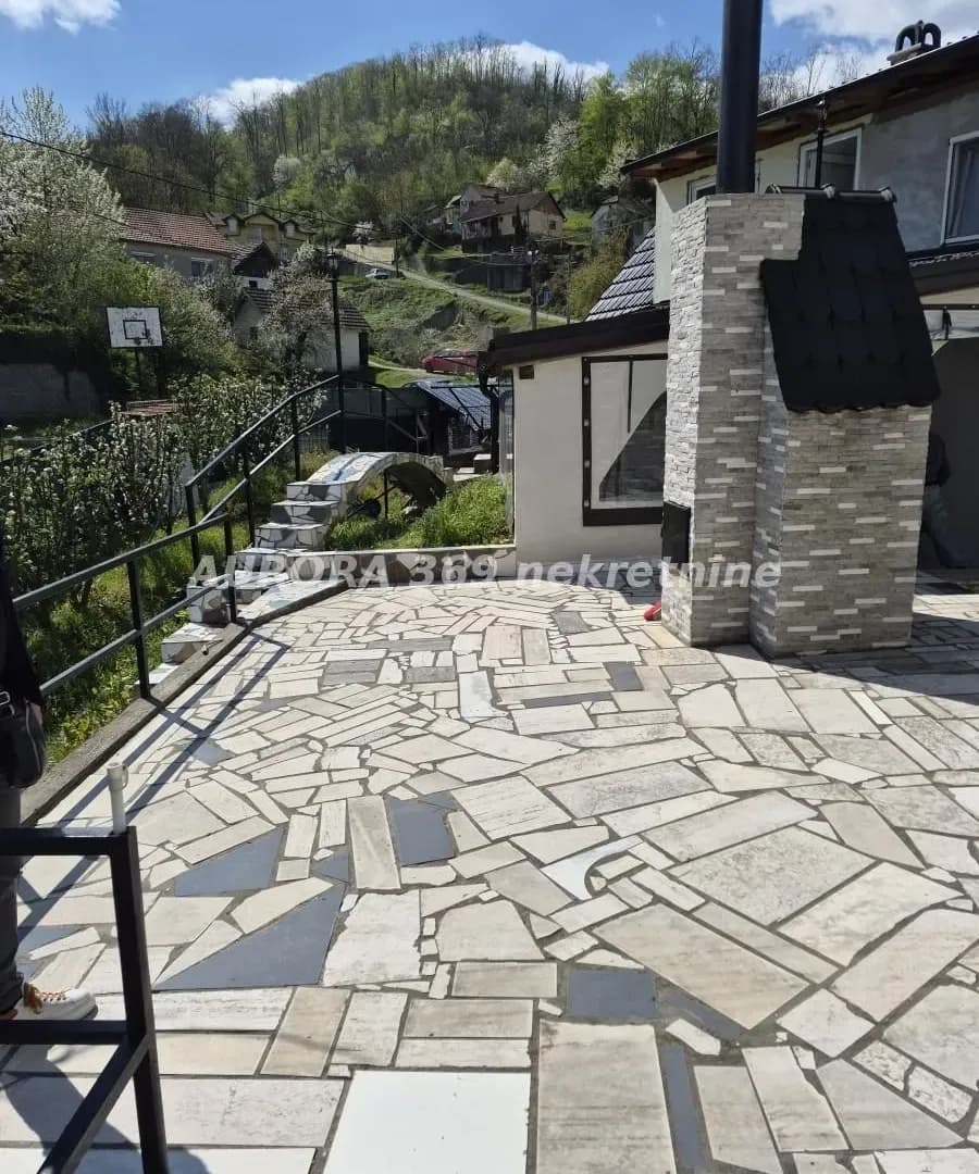 INVESTICIJA! BANJA KOVILJAČA! BIZNIS, APARTMANI I MINI SPA CENTAR