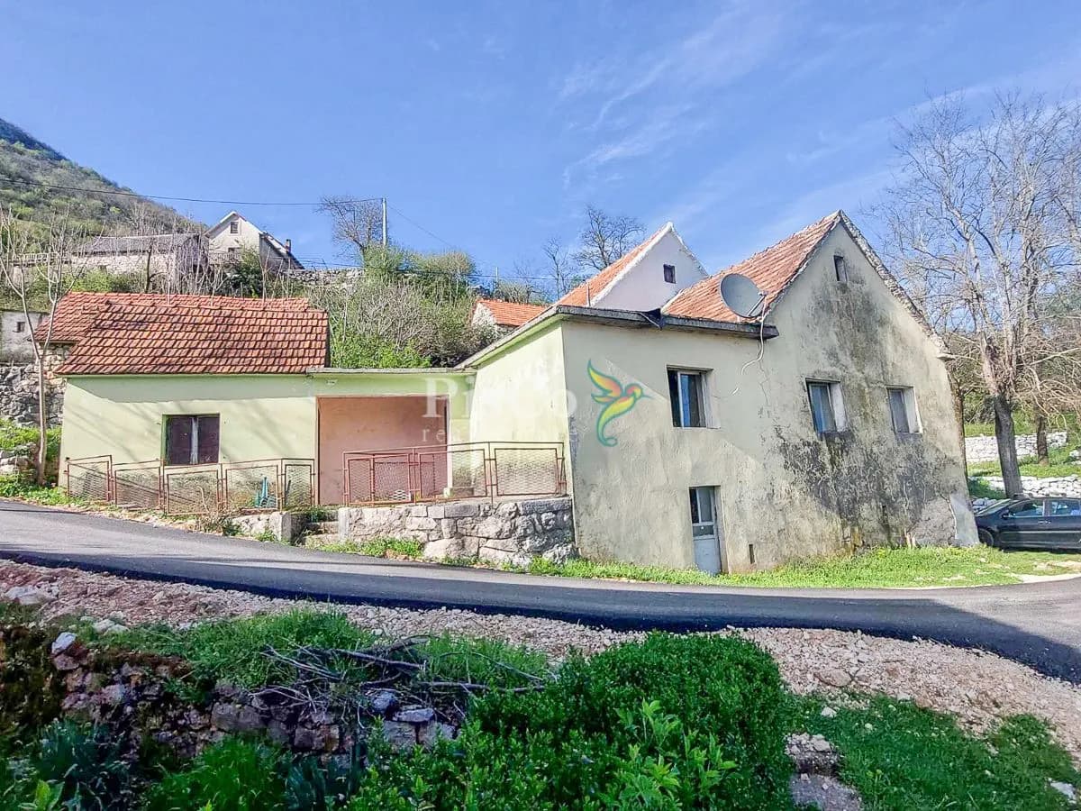 Prodaja kuća 100m2, Miločani, Nikšić