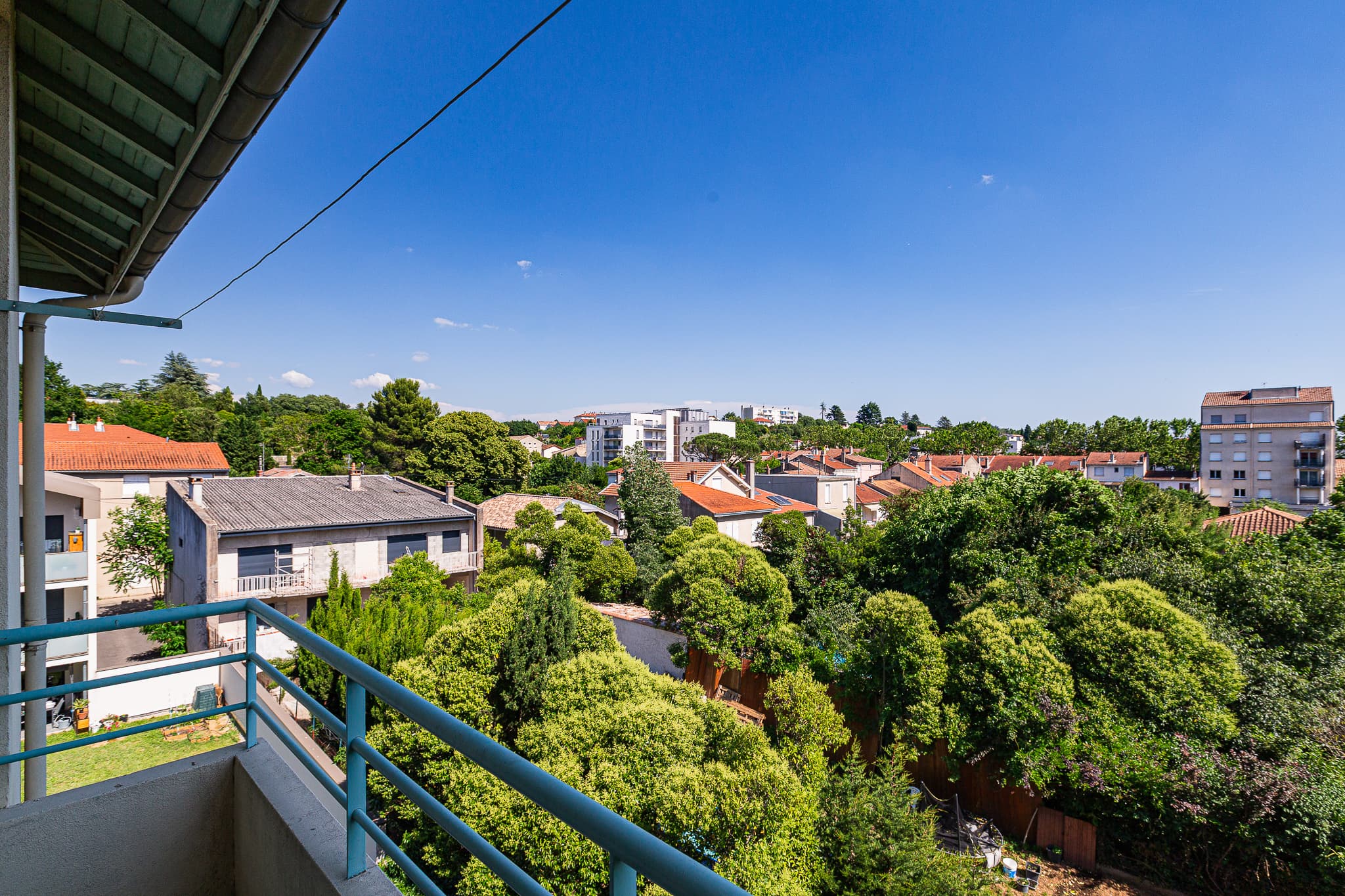 Appartement T4 avec balcons et cave, avenue de l'Yser, 2600