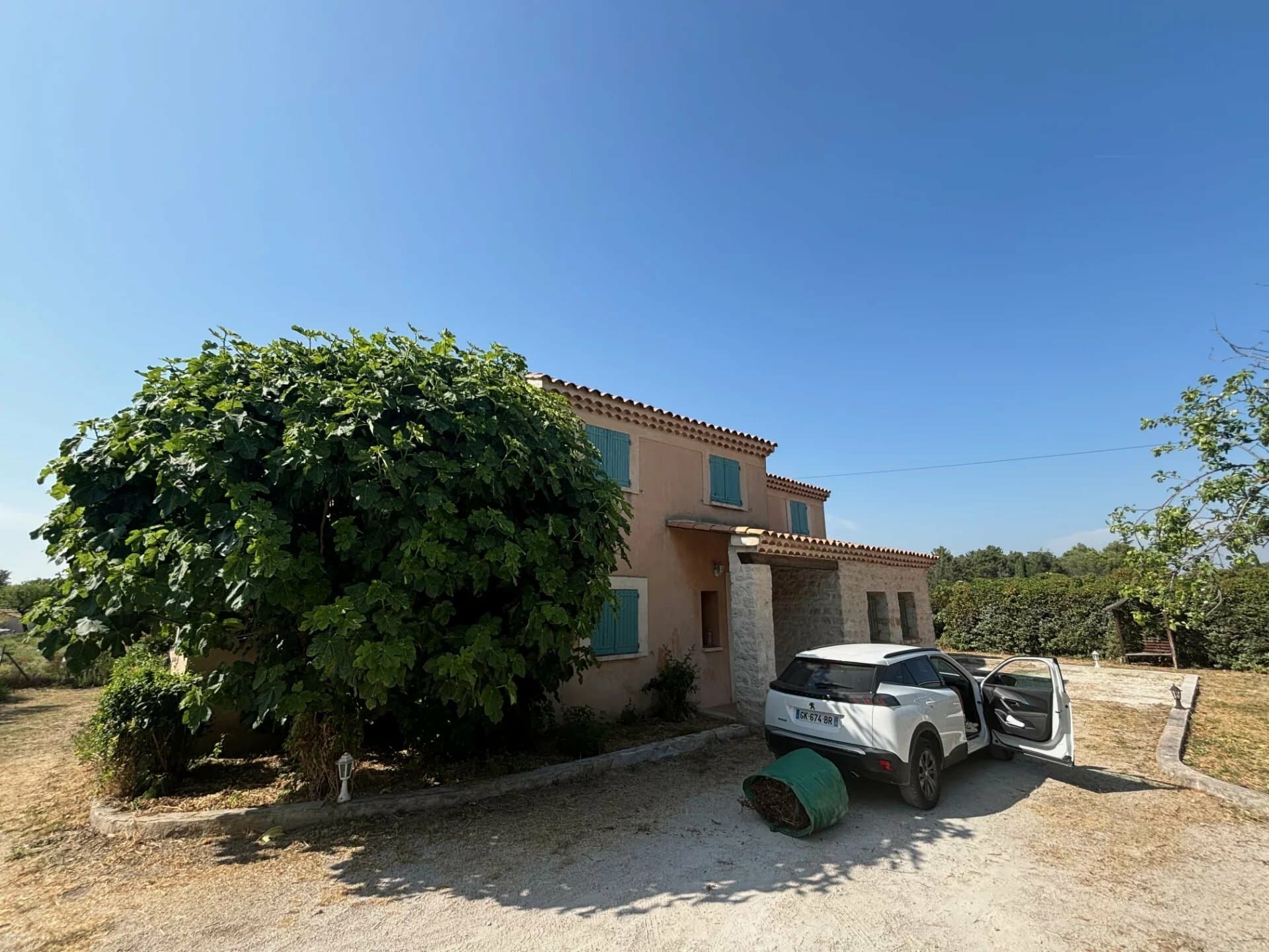 Location Villa vide T6 à Célony - 10 min du Centre d'Aix en Provence