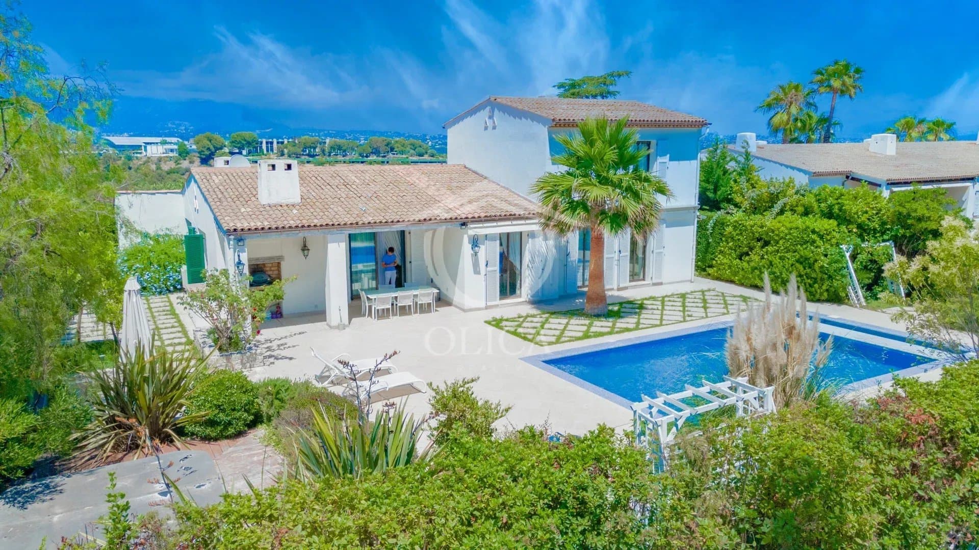 Hauts de Vaugrenier - Superbe Villa 7 pièces avec vue mer