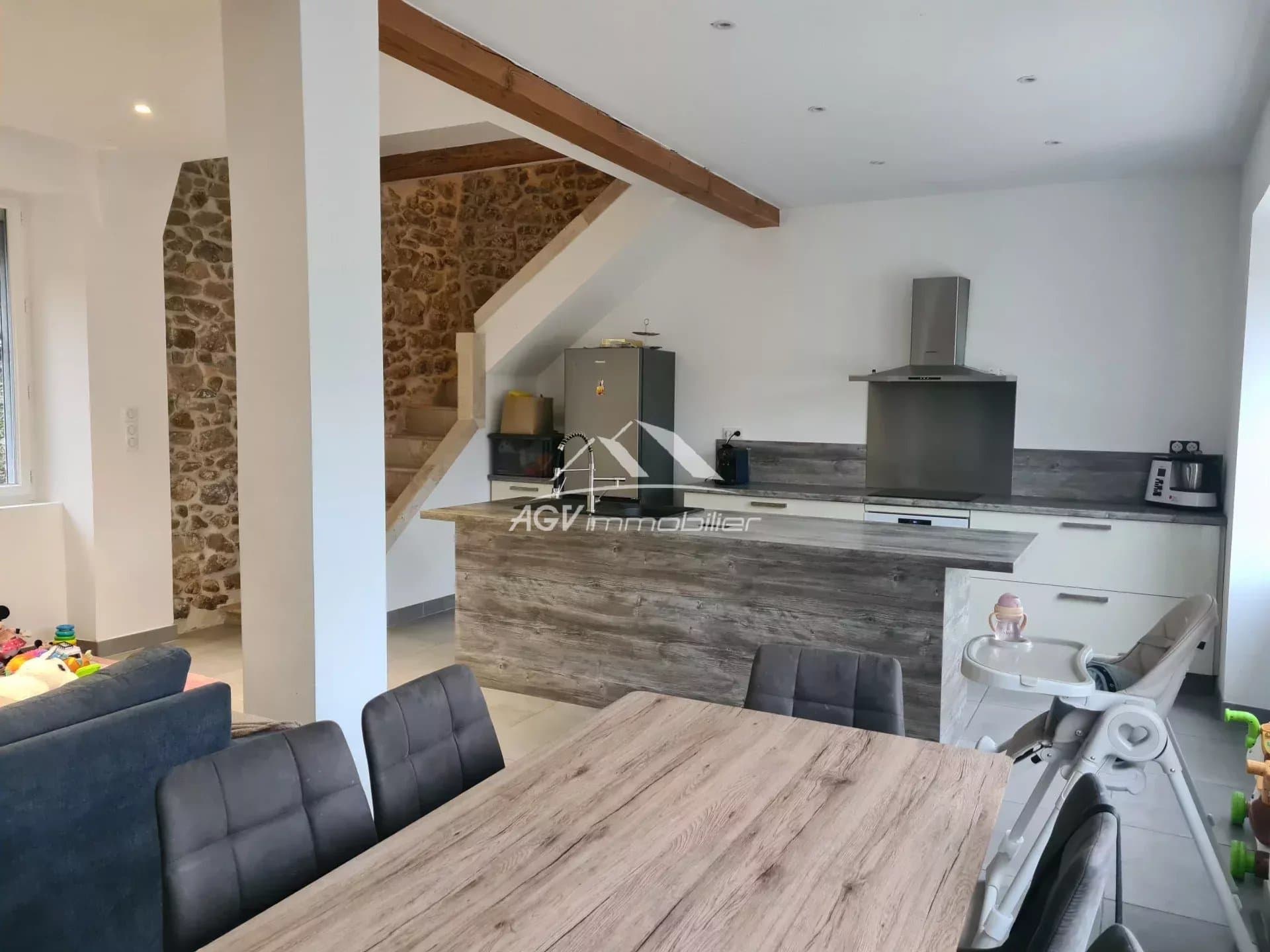 Proche Alès, maison 128 m², 2 chambres + studio