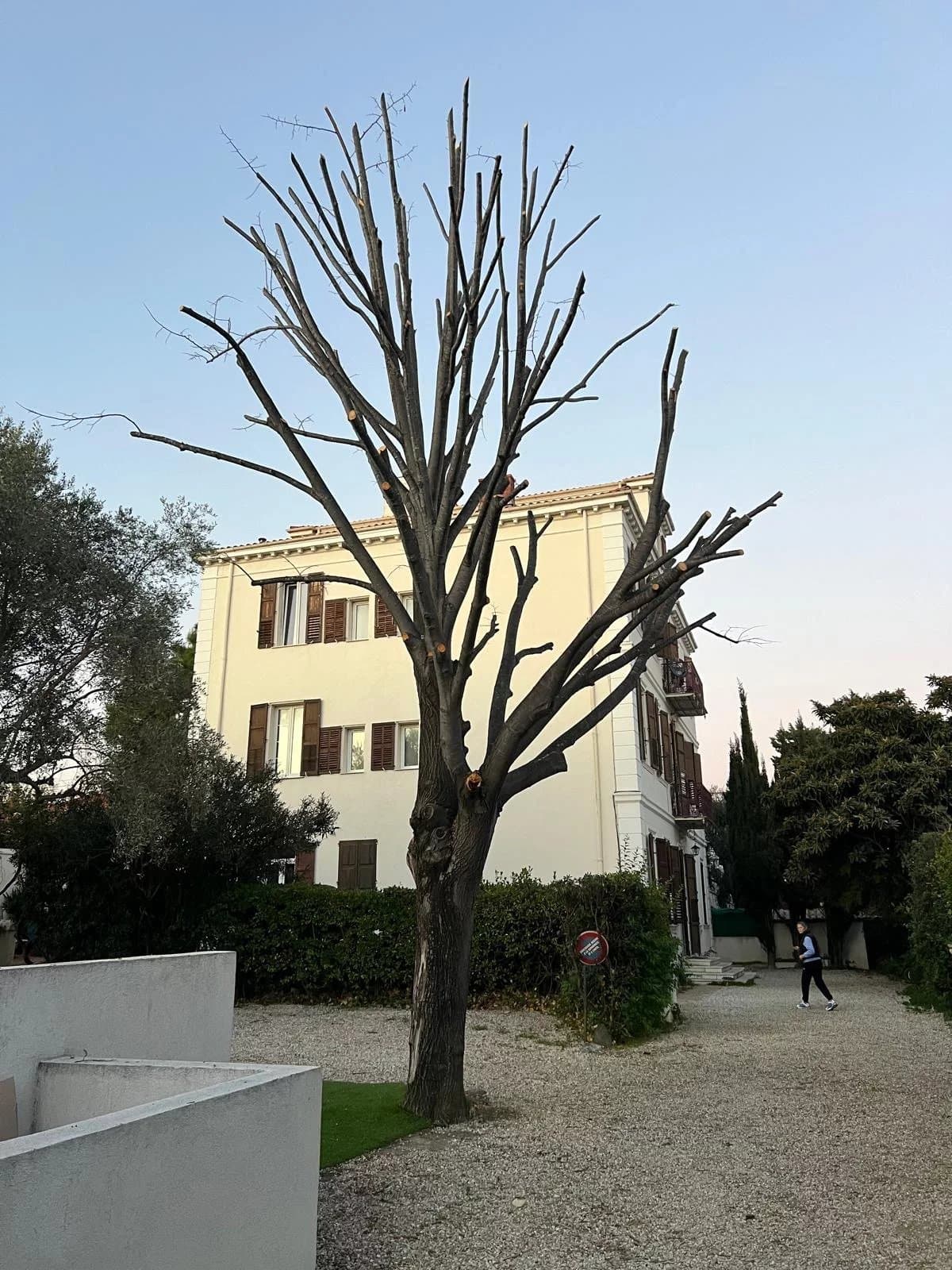 VILLENEUVE LOUBET -