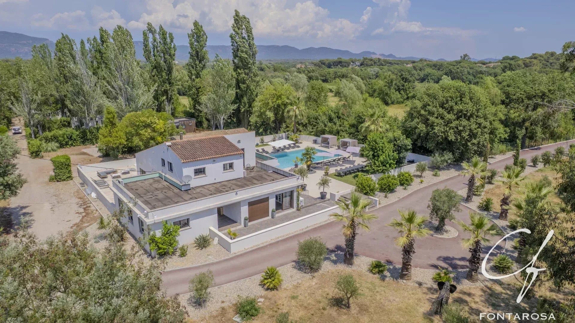 Villa 7 pièces Roquebrune/Argens