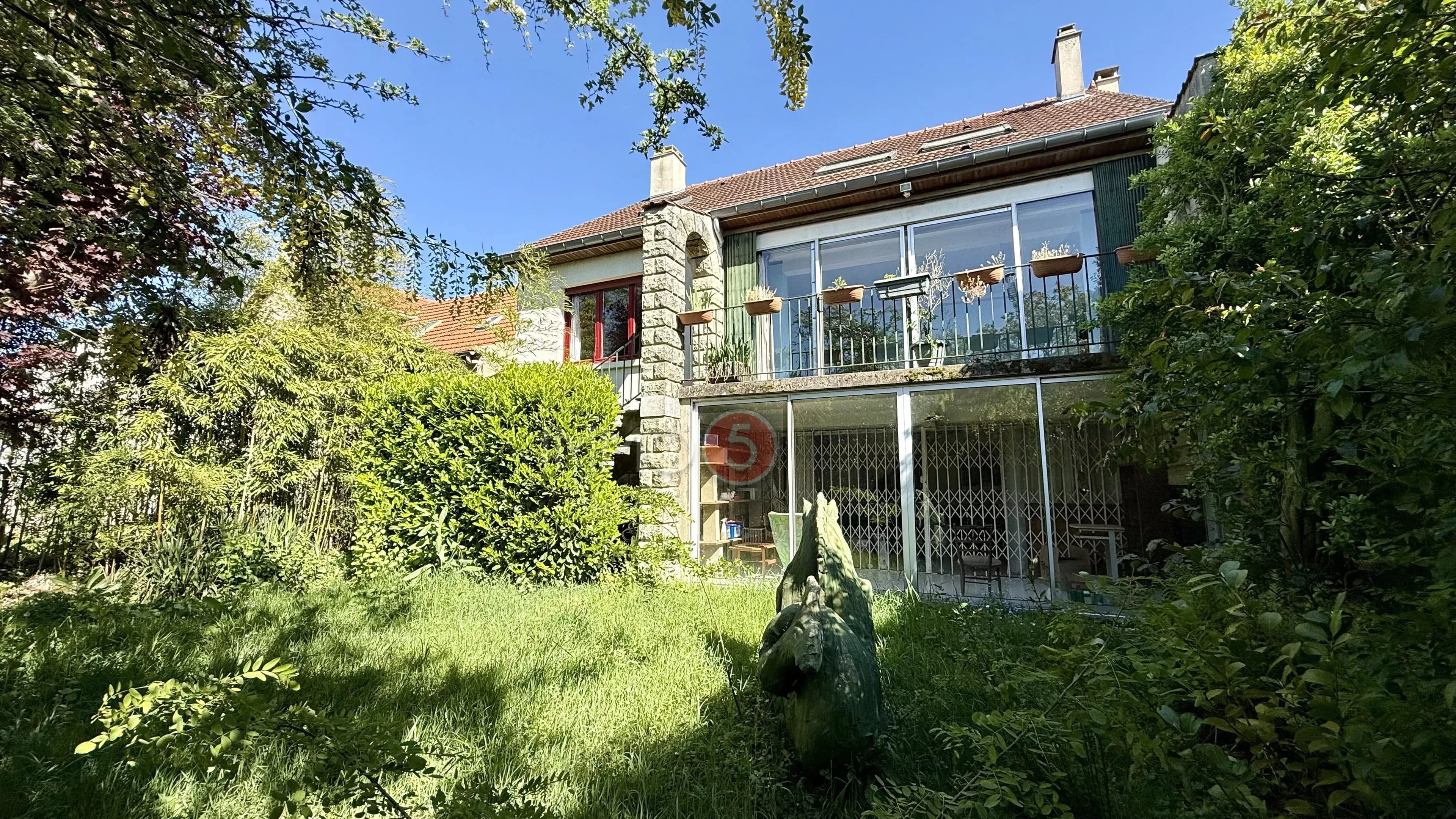 House 6 pièces 220m² Villemomble