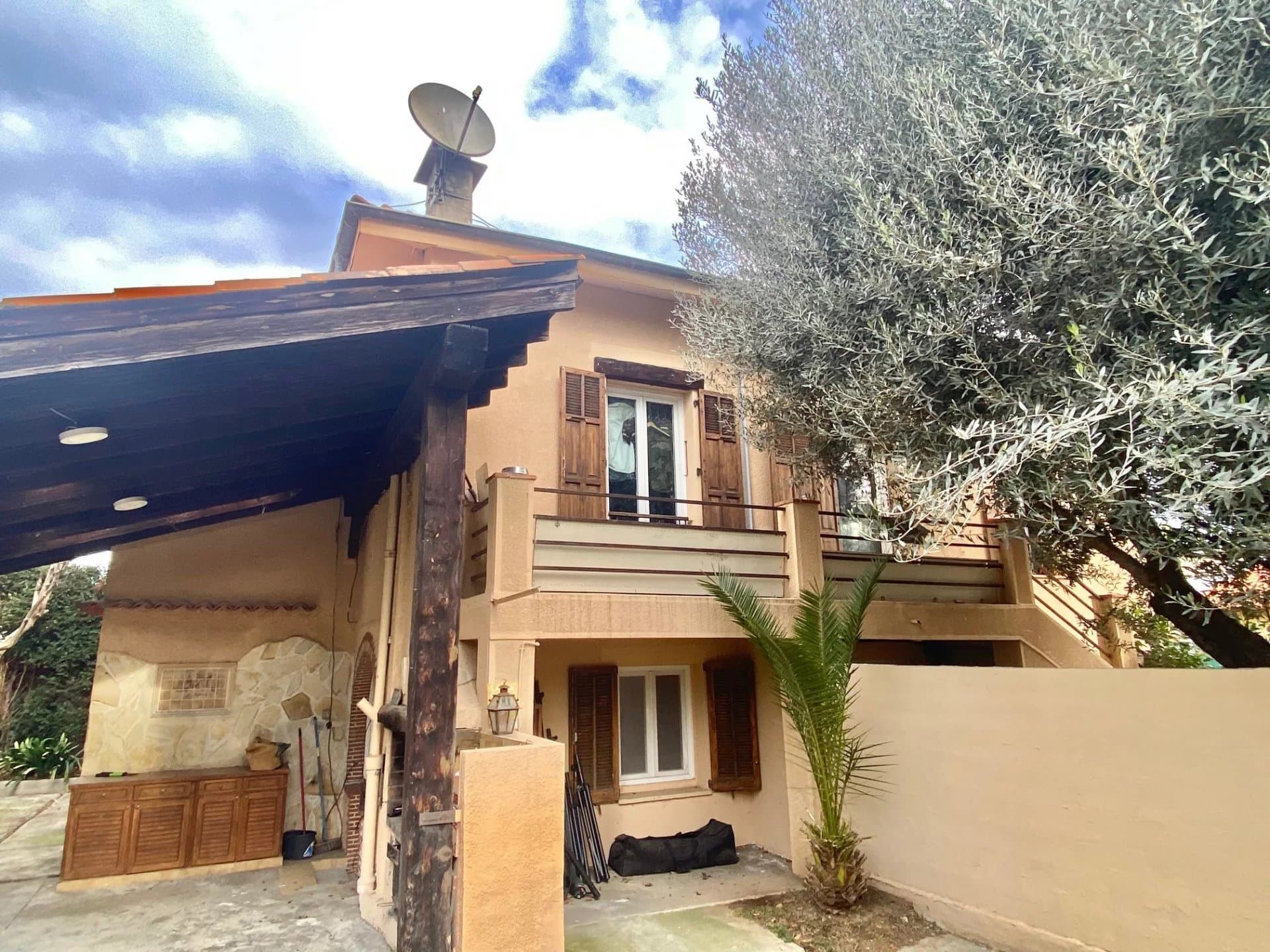 St Laurent du Var proximité commerces