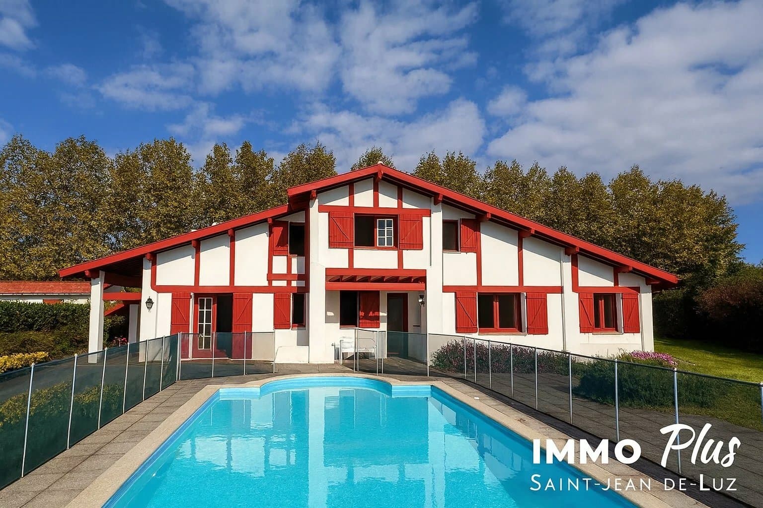 Moleressenia, maison 200m2 avec piscine