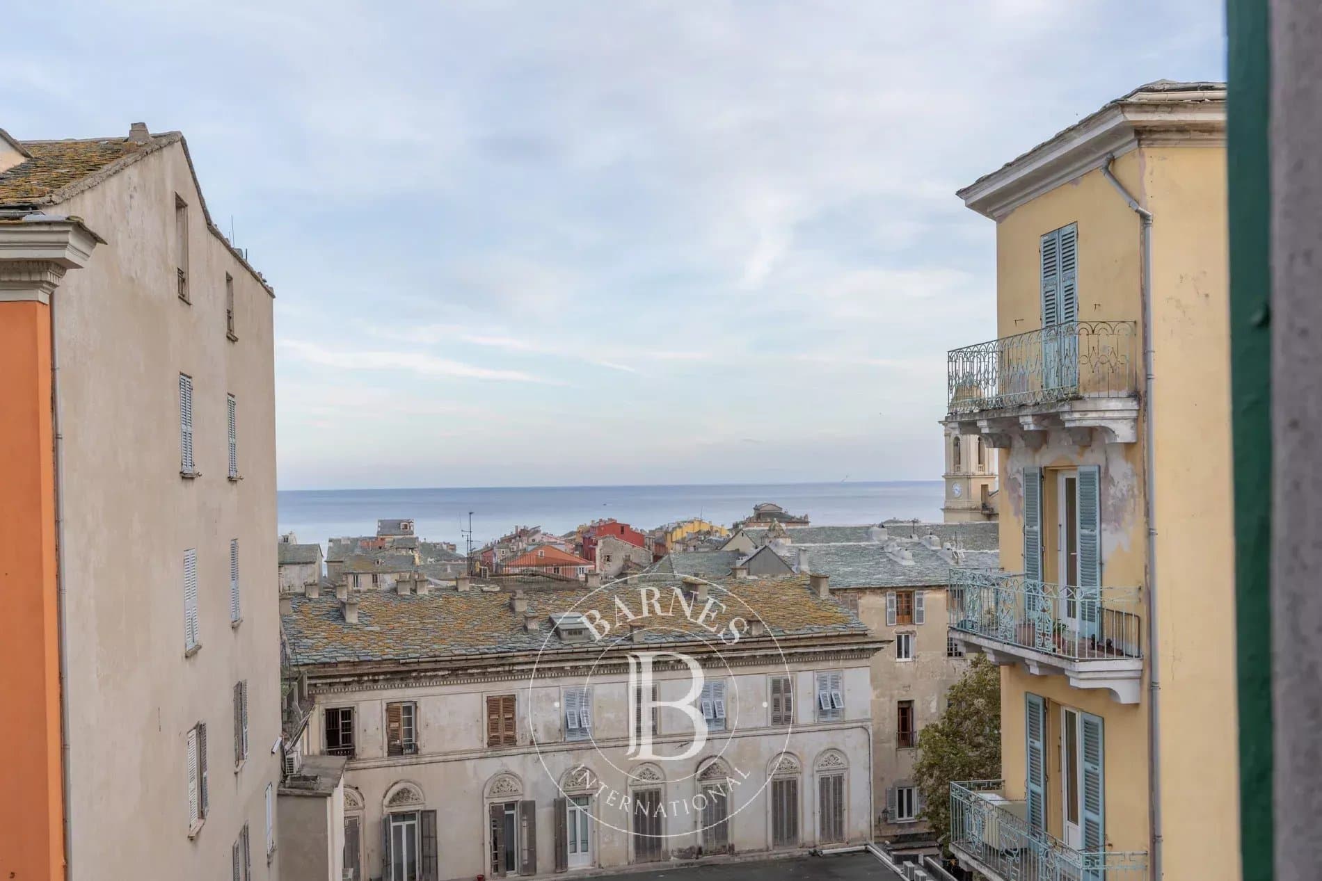 Bastia, Boulevard Paoli, Appartement, 4 chambres, 10 pièces, aperçu mer, proche plages