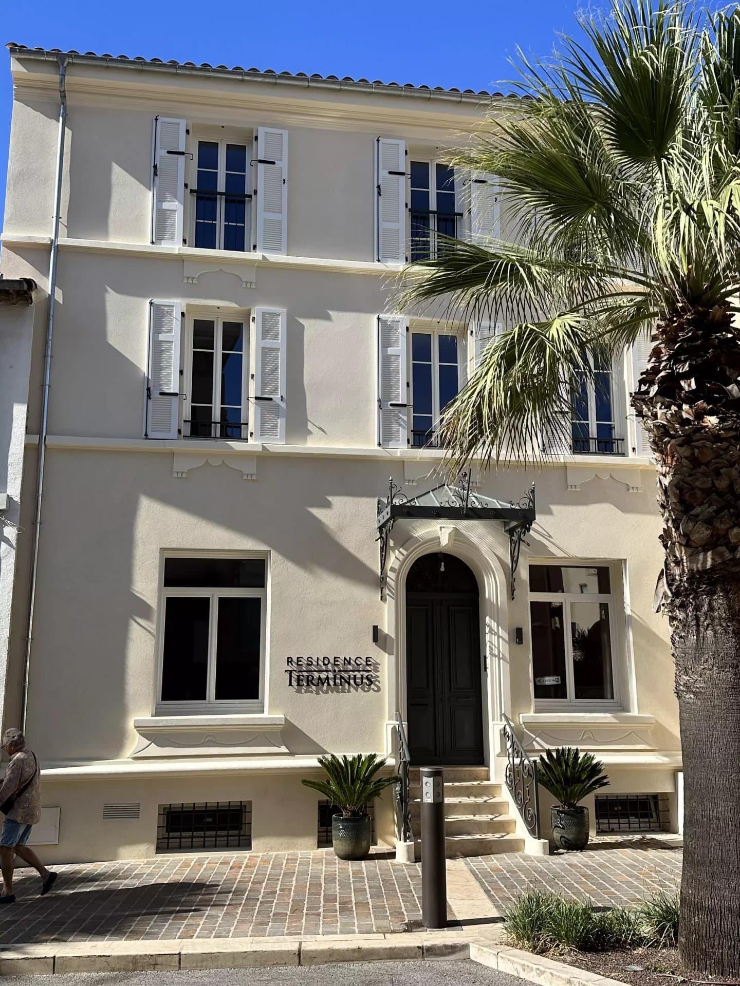 Idéal Investisseur – Immeuble Meublé à Fort Rendement au Cœur de Sainte-Maxime