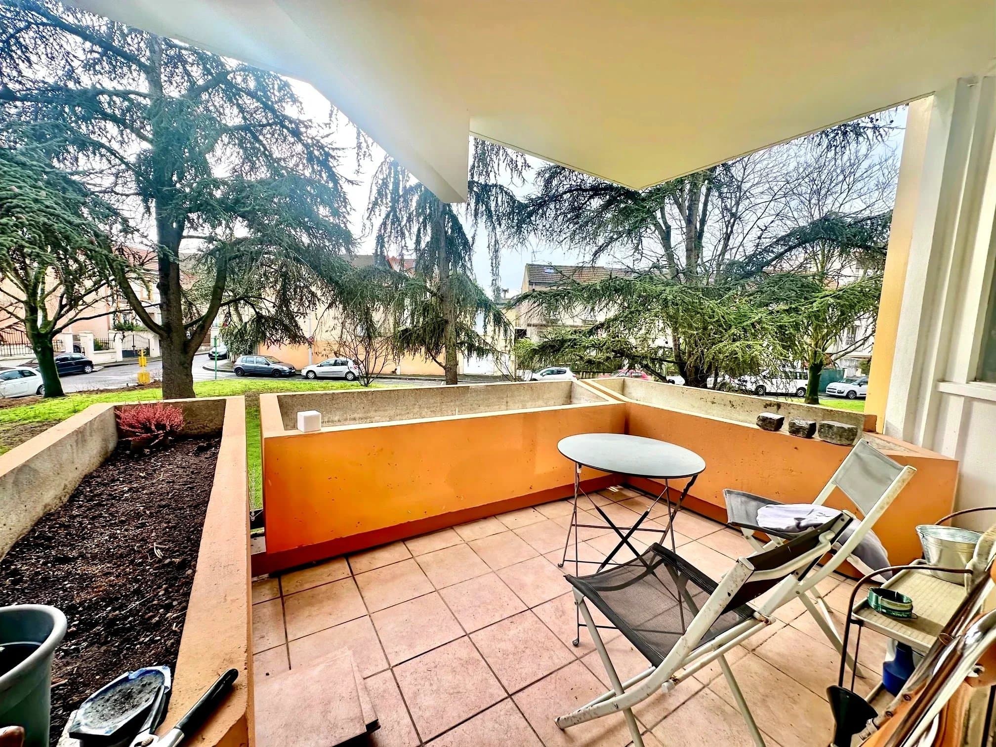 4 pièces de 89.70 m² au pied du RER B LAPLACE