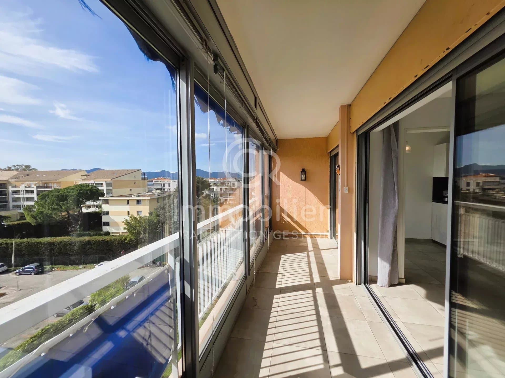 3P 69M2 BOCCA CENTRE - DERNIER ETAGE