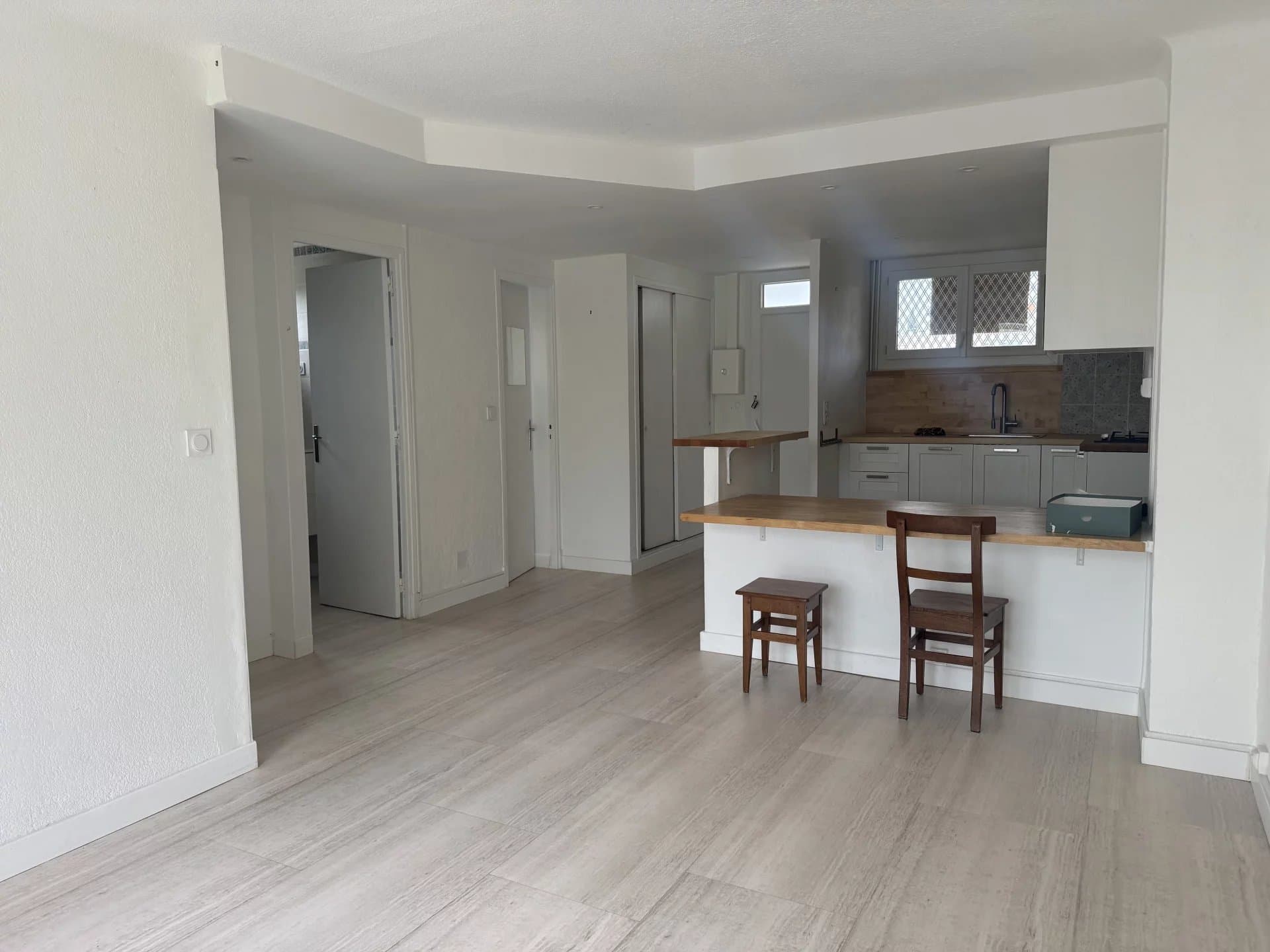 Appartement T2 lumineux-proche facultés et hôpitaux