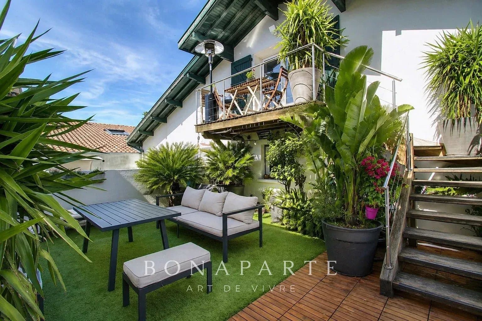 BIARRITZ Quartier Saint-Martin - Propriété atypique avec jardin