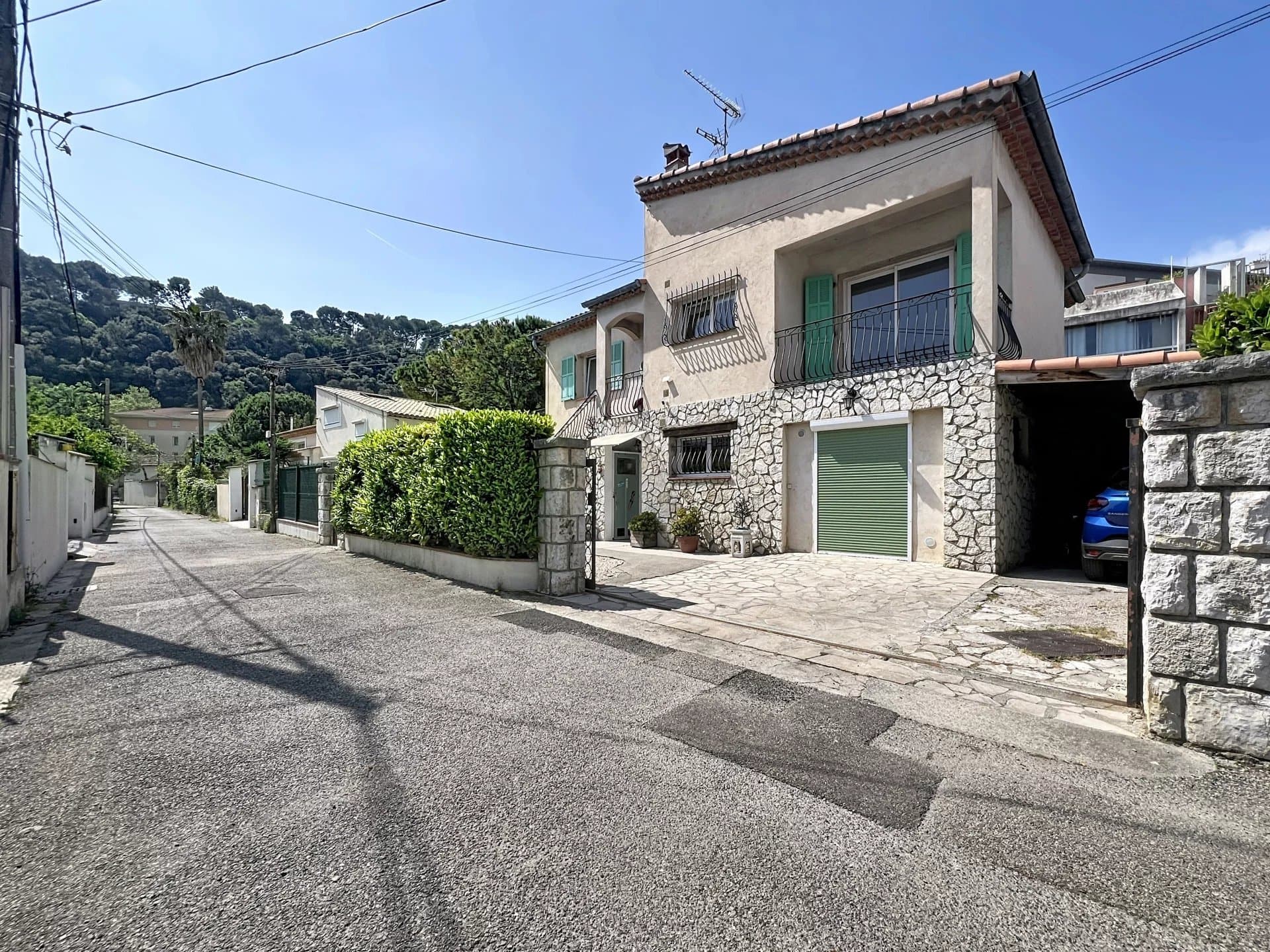 Maison 169m² / Jardin / Terrasse / parkings
