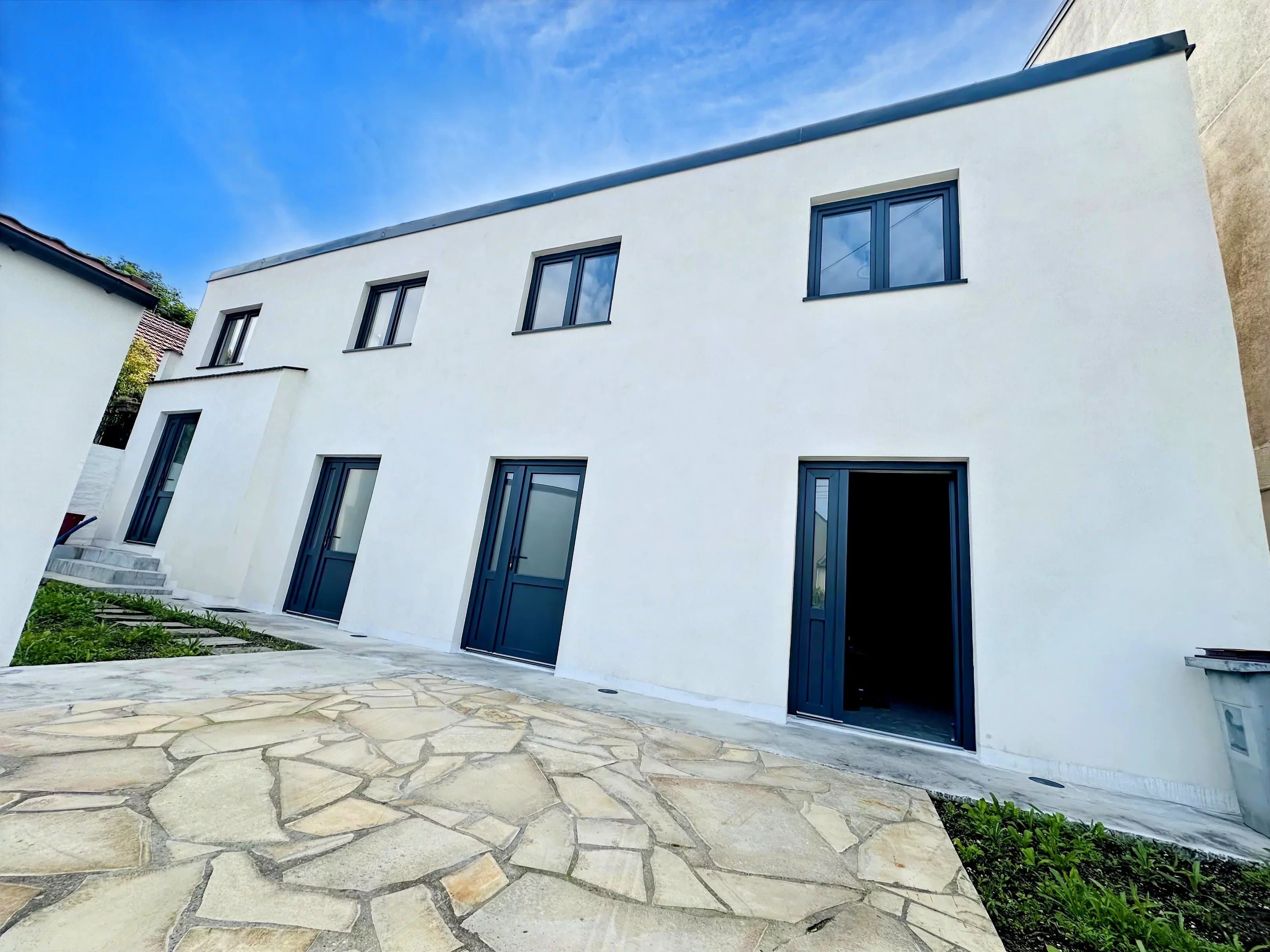 Pavillon composé de quatre F2 pour une surface totale de 125m²