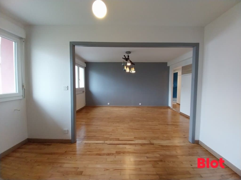 Appartement Grand T2 dalle béton
