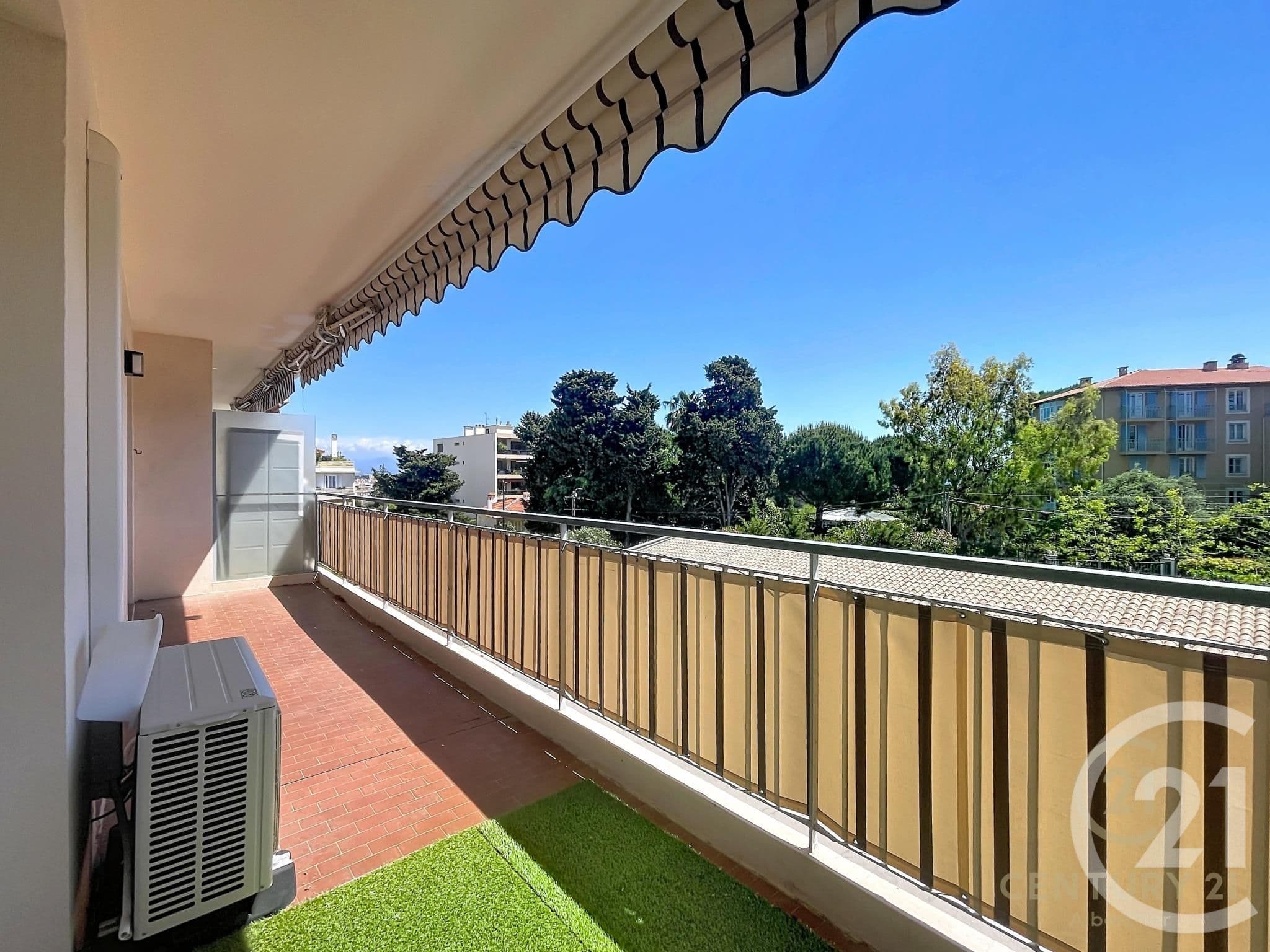 Flat 3 pièces 75m² Antibes