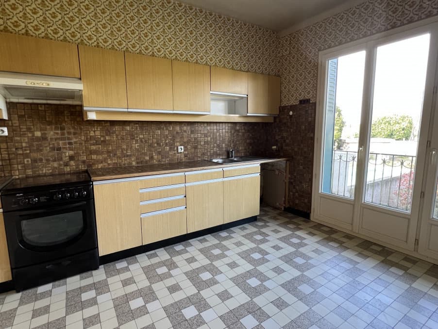 MAISON DEUX APPARTEMENTS QUARTIER CALME JARDIN