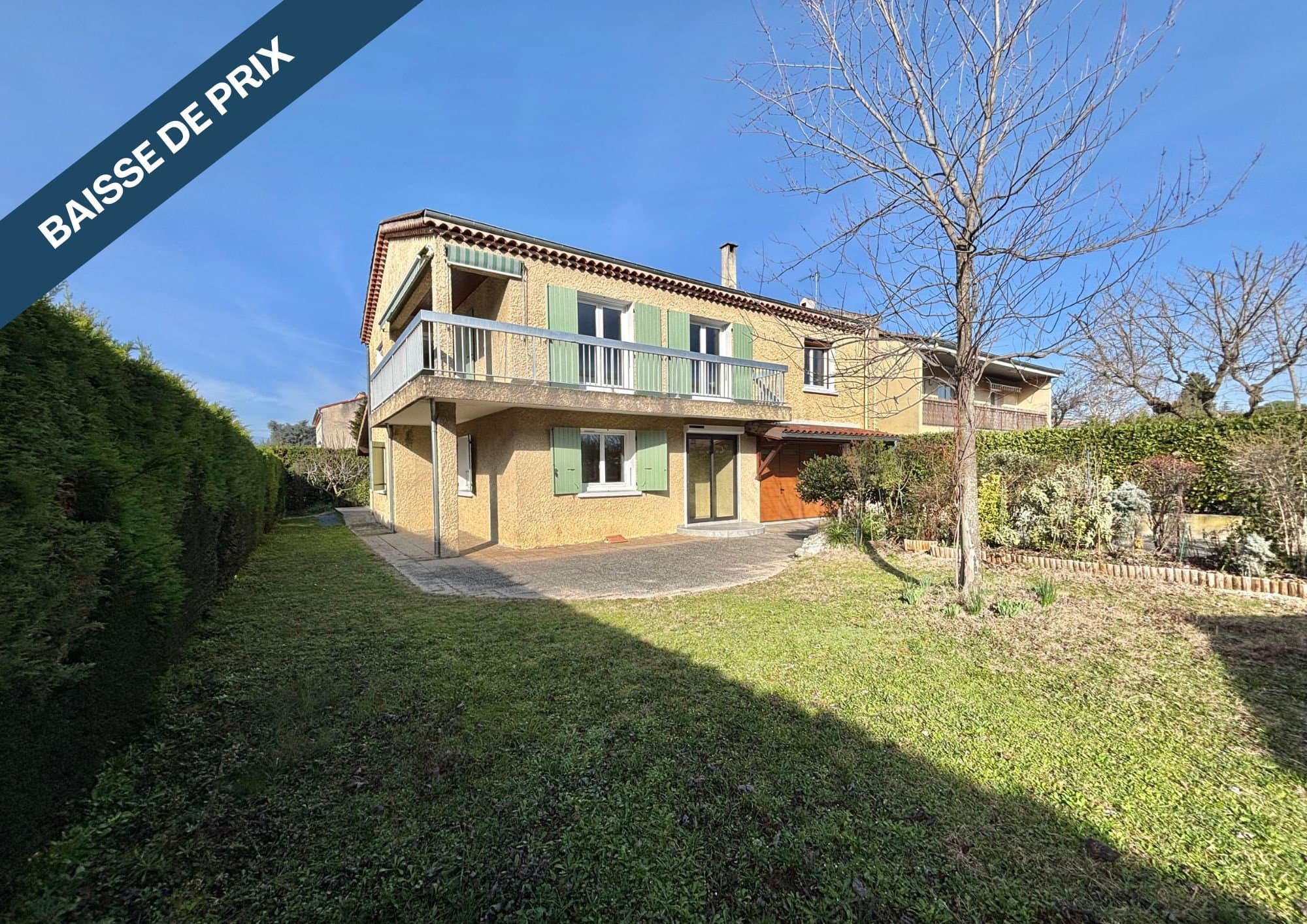 VALENCE PETIT CHARRAN - MAISON 7 PIECES DE 172 M2