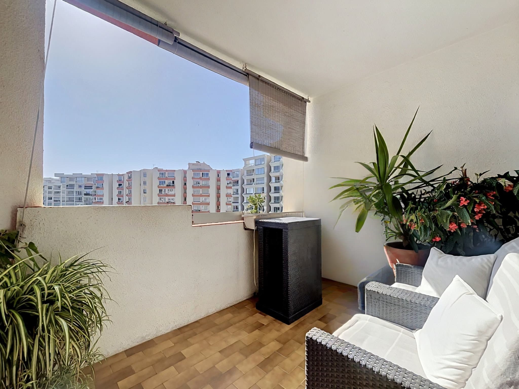 CARNON T3 VUE PORT !