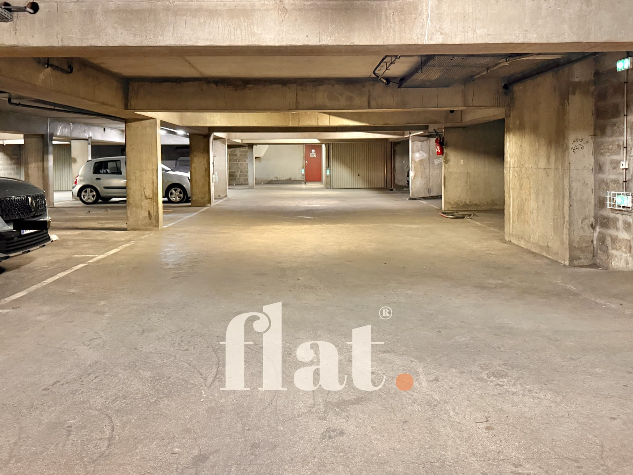 PLACE DE PARKING | SOUS-SOL SÉCURISÉ