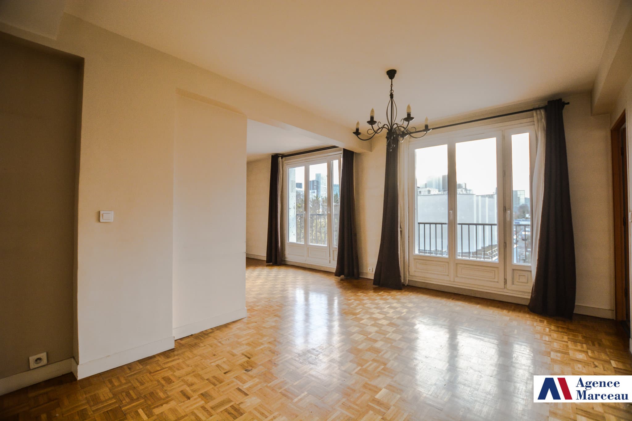 Joli 5 pièces traversant de 92m2 à Courbevoie Kilford