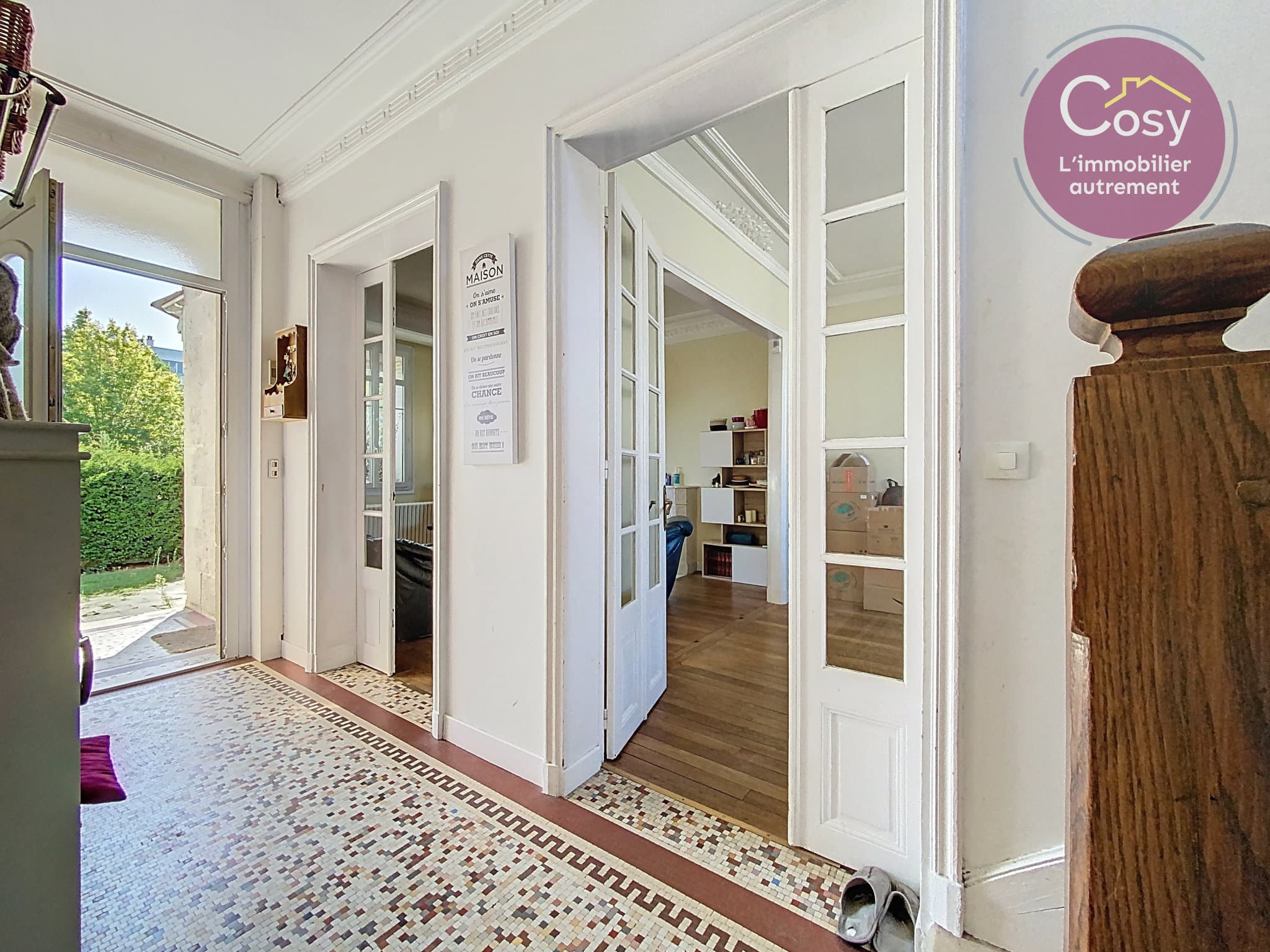 Villa Céline Maison bourgeoise années 30 à Soissons, charm