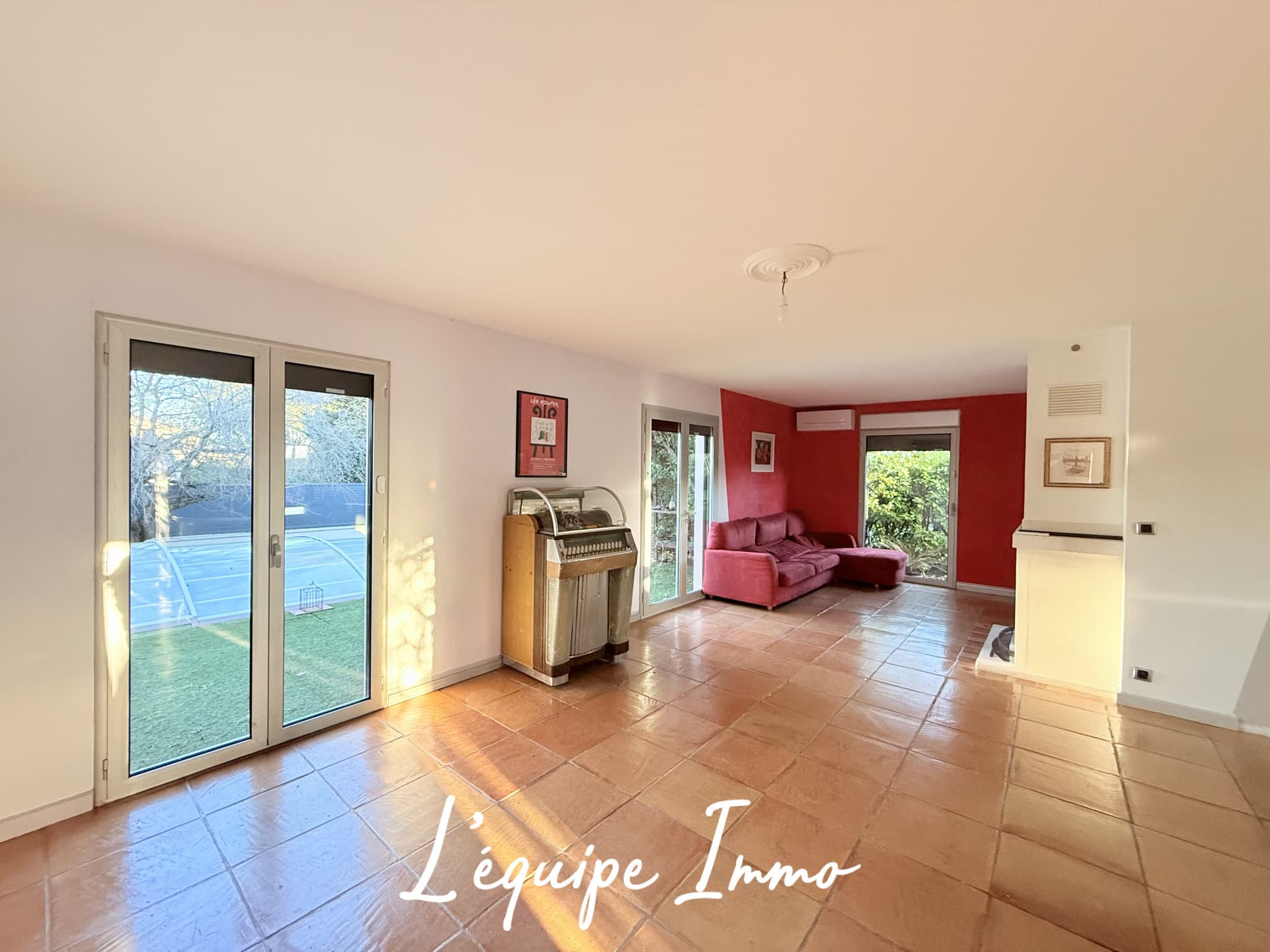 Maison familiale T6 de 172 m2 sur parcelle de 717 m2.