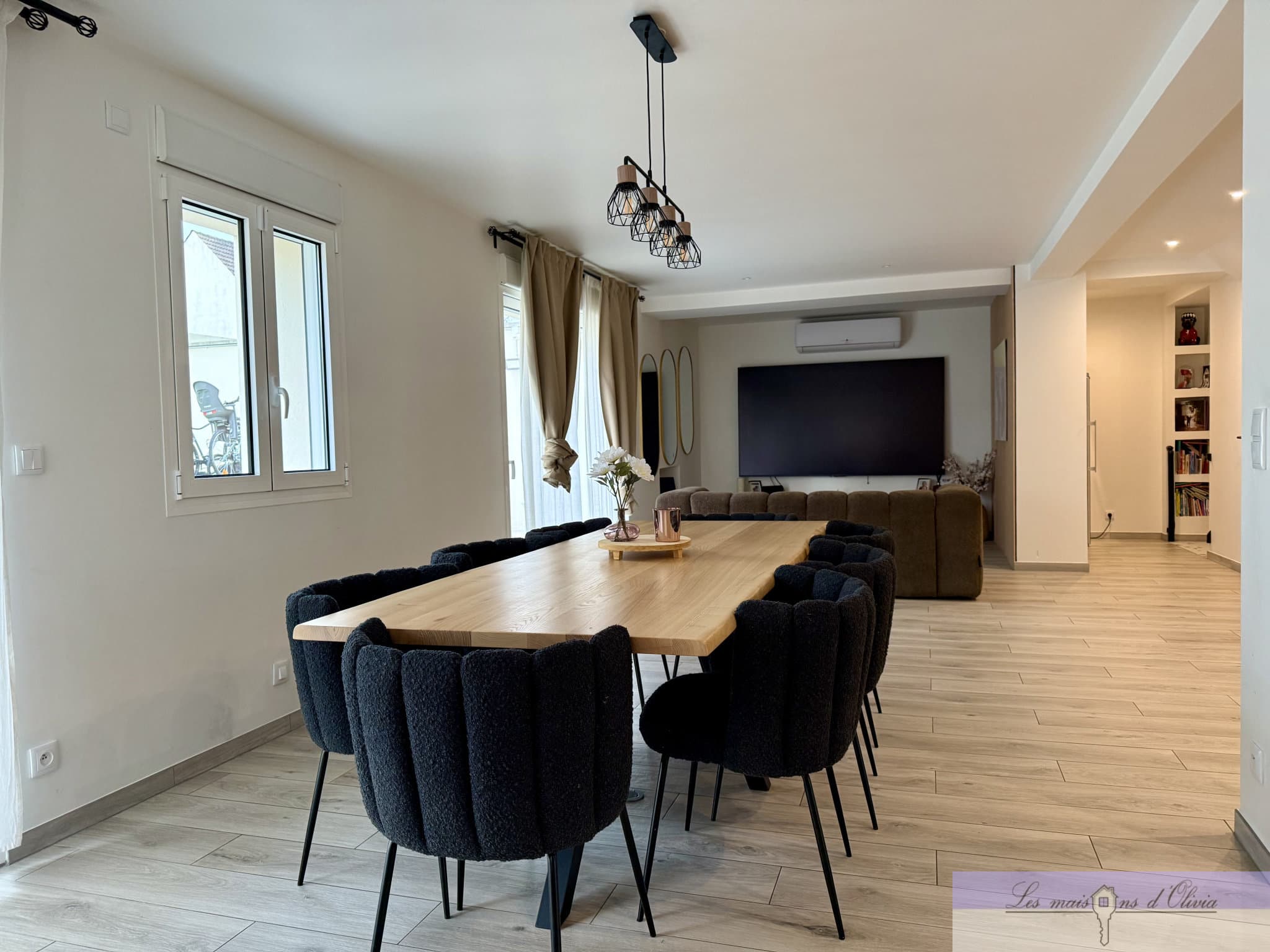Maison familiale180m2, 5 chambres, face au Parc des sports