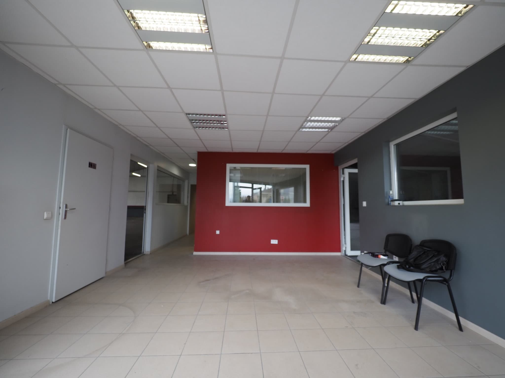À Vendre Dépôt de 900 m2 avec bureau aux portes de Marmand