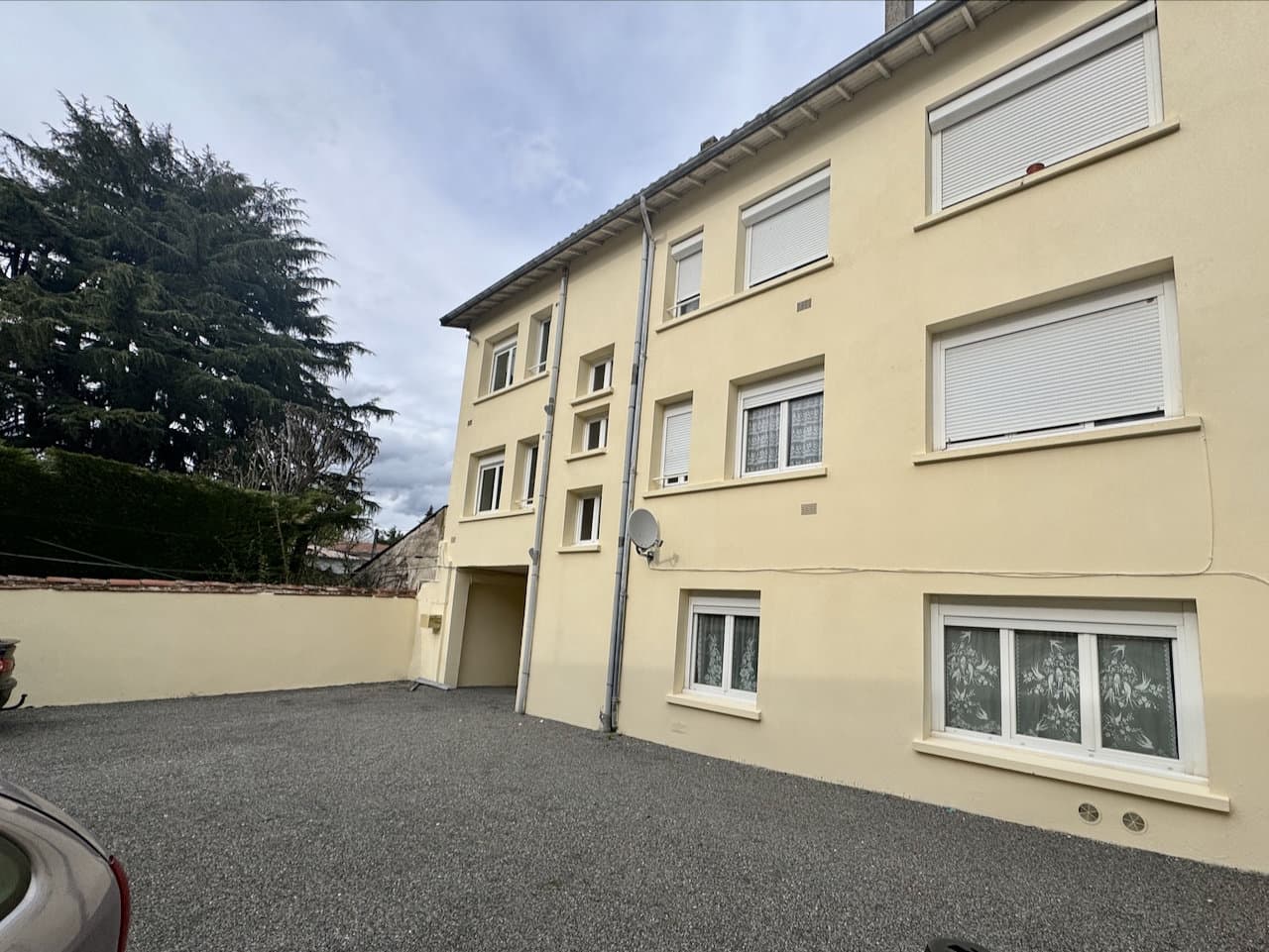 IMMEUBLE DE RAPPORT à VILLENEUVE SUR LOT en centre ville
