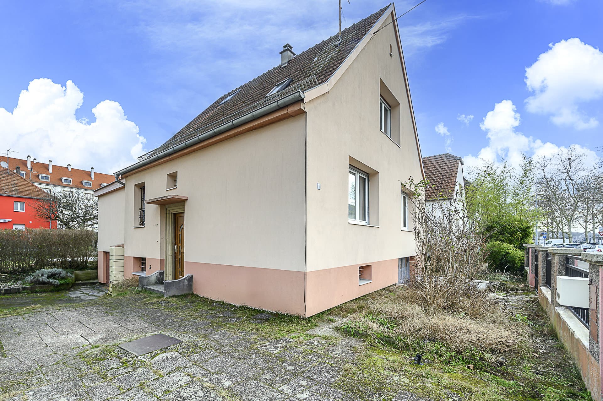 STRASBOURG Neuhof - Maison 5 pièces de 129m2 sur un terrain