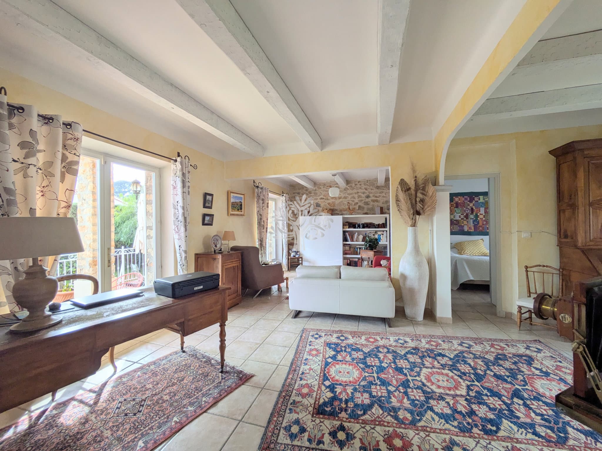 A VENDRE PROCHE CENTRE VILLE SANARY VILLA T7 AVEC 5 CHAMBRES