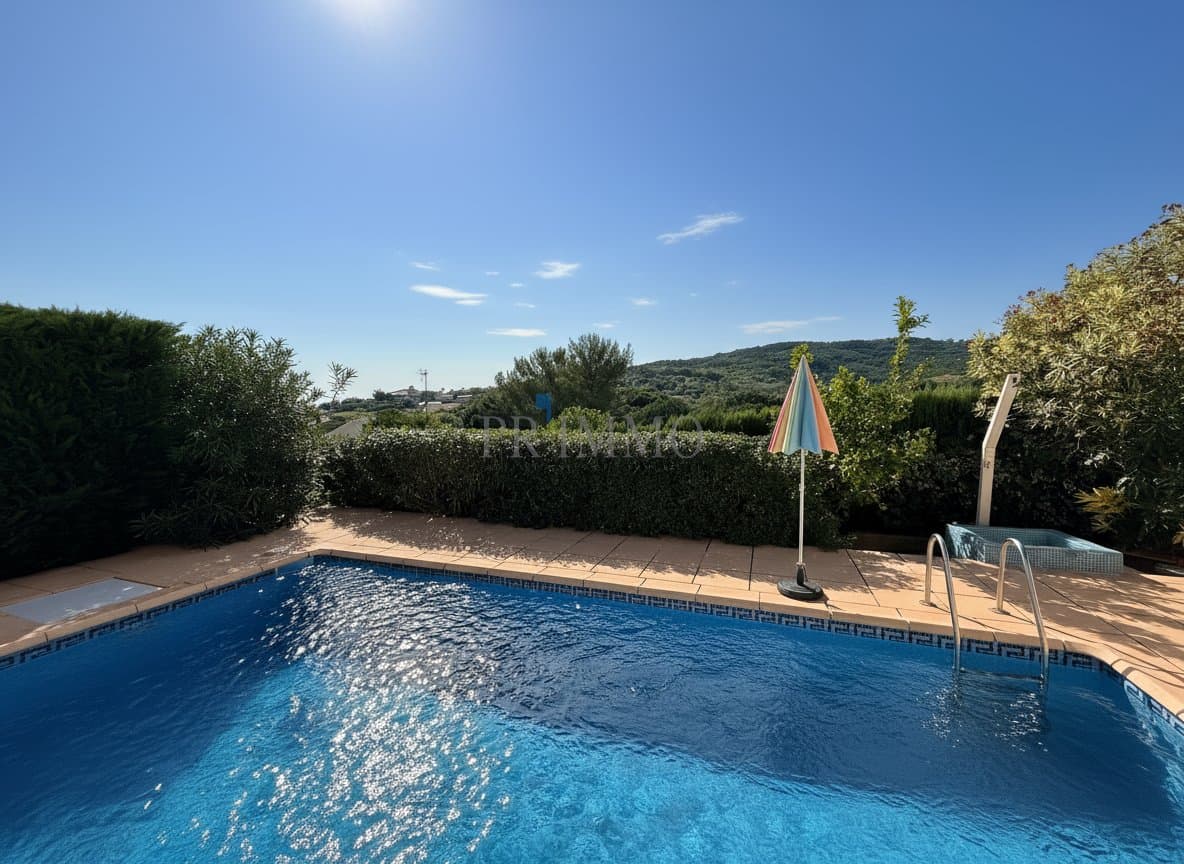 À vendre : Villa familiale d'exception à deux pas de la mer