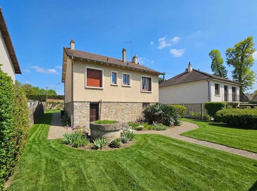 Charmante maison de 123m2 au sol 1 sur un terrain de 730 m2