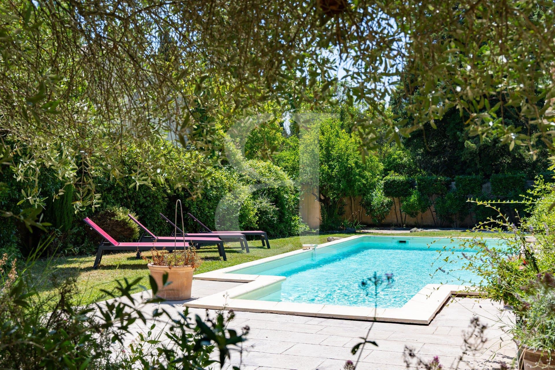Superbe Mas en pierres à vendre à Saint Rémy de Provence