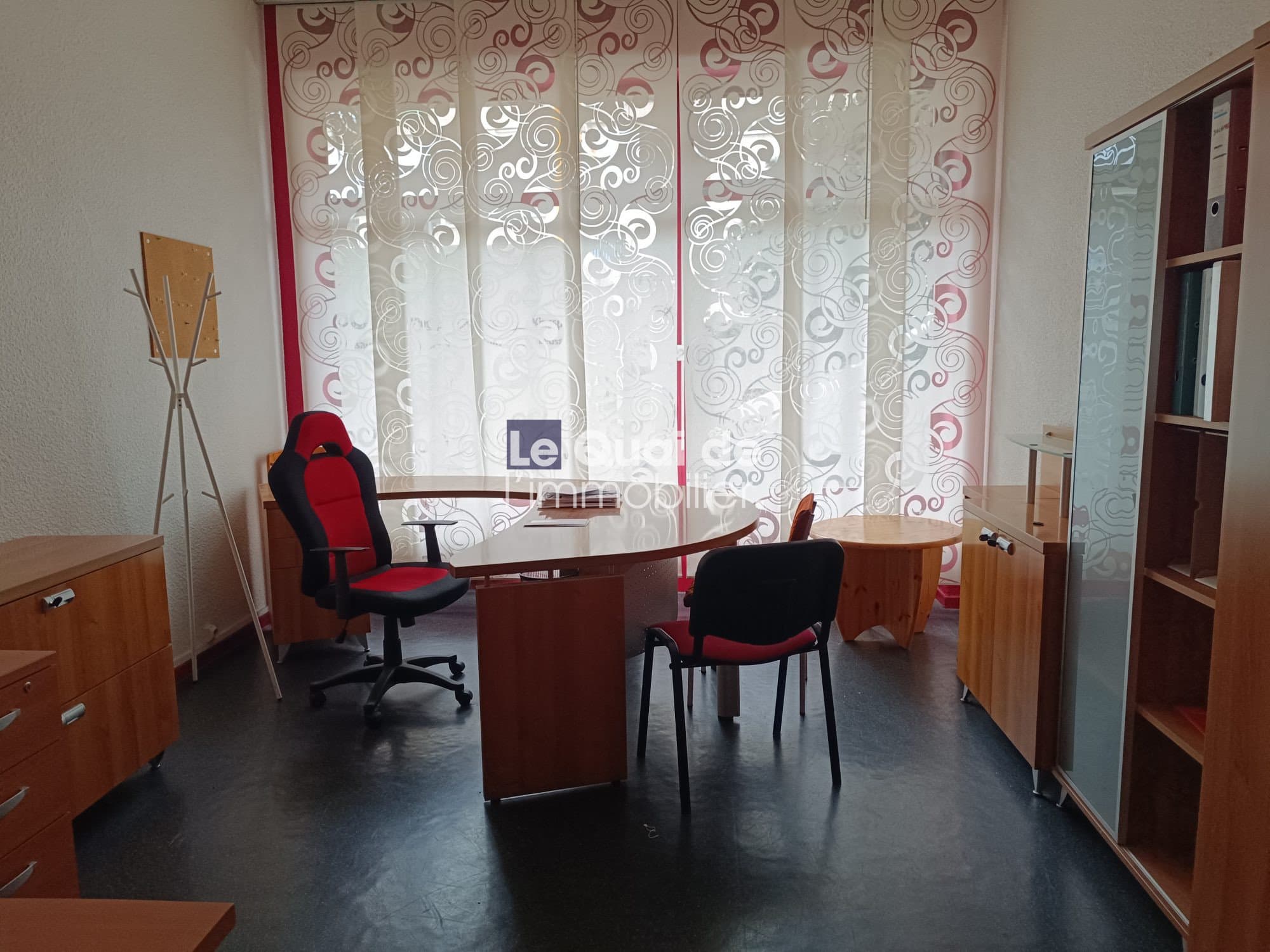 Locaux professionels/ Bureaux/Cabinets