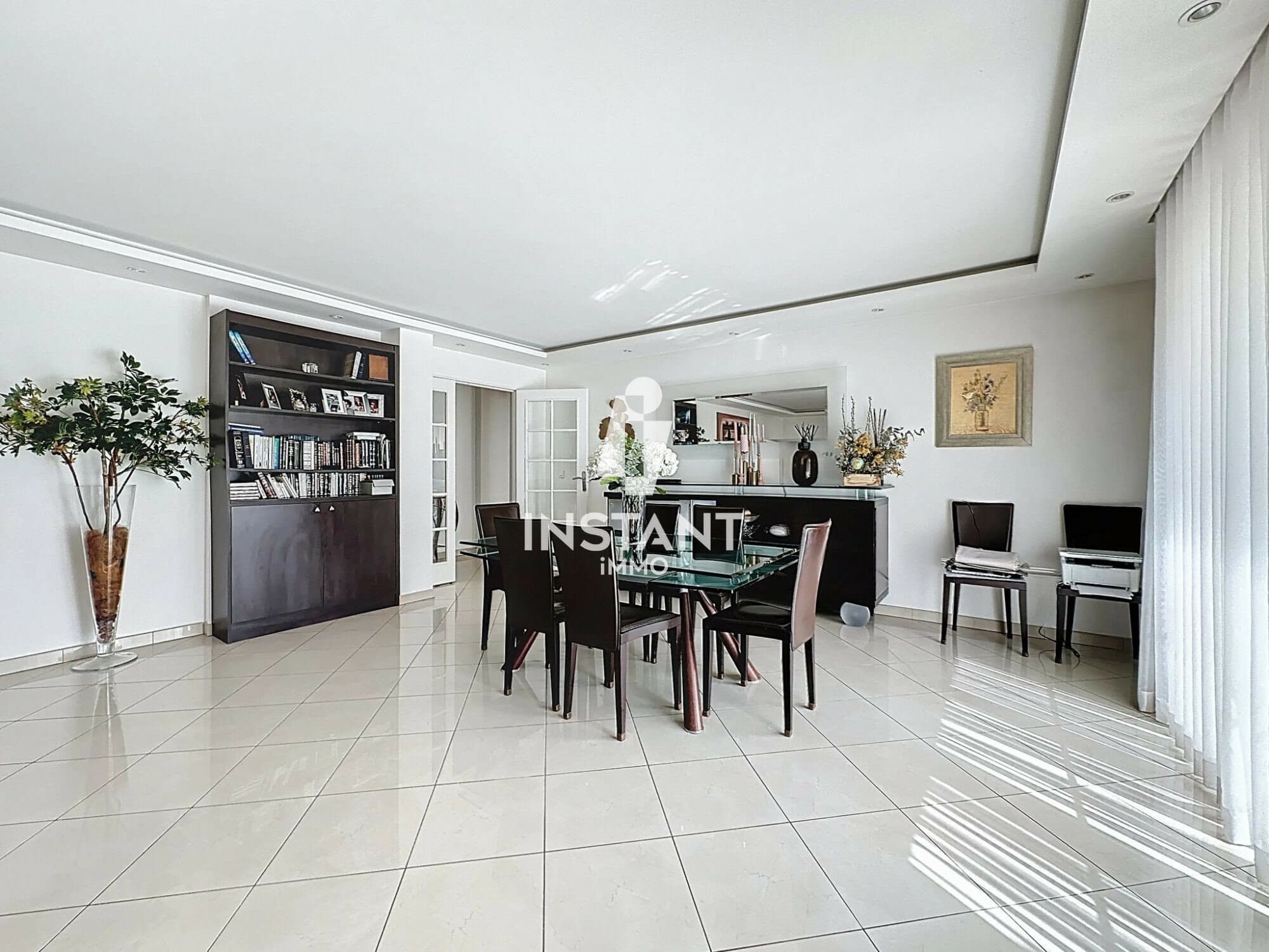 APPARTEMENT D'EXCEPTION AVEC JARDIN PRIVATIF SANS VIS-À-VIS