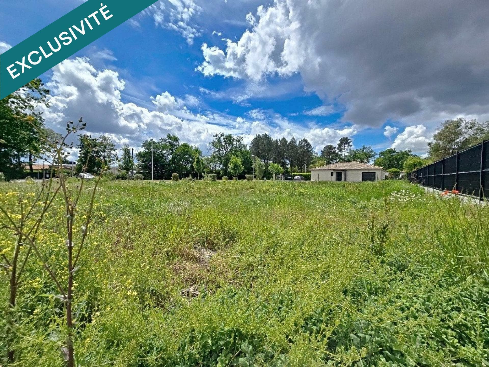 Terrain constructible de 1030m2